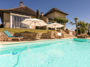 Cozy Villa in Saint Bonnet la Rivi re with Swimming Pool